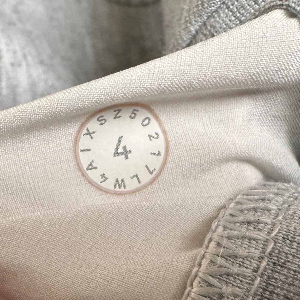 Lululemon Minimal Hoodie, Heathered Power Grey, Size 4